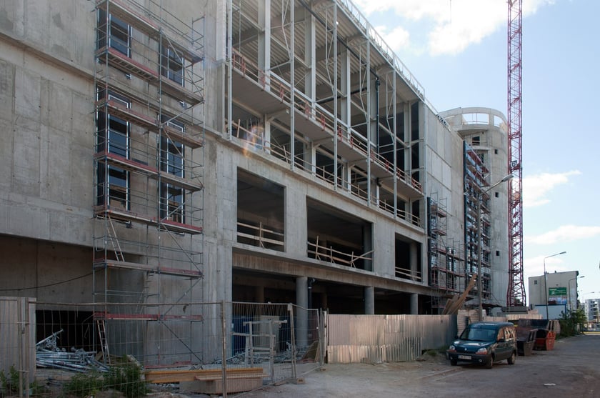 Początek Arkad Wrocławskich - budowa na przestrzeni lat 2005-2007